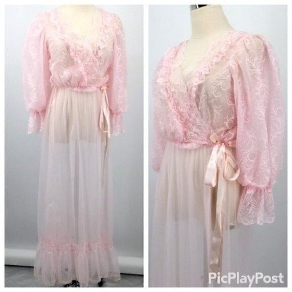 Tosca California Vintage blush pink Robe size Medium BoxD floral lace - Picture 1 of 14
